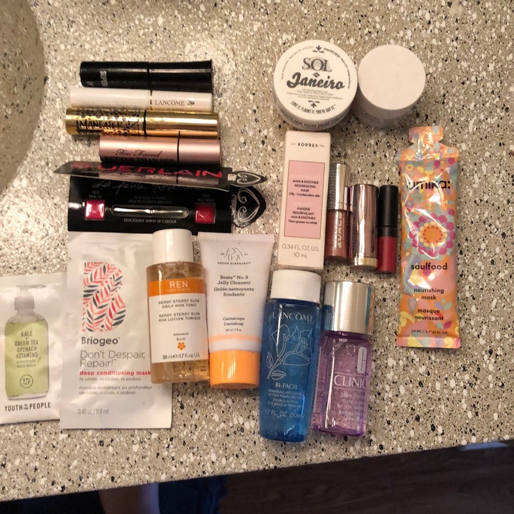 18 New Never Used Makeup/Hair/Face Sample